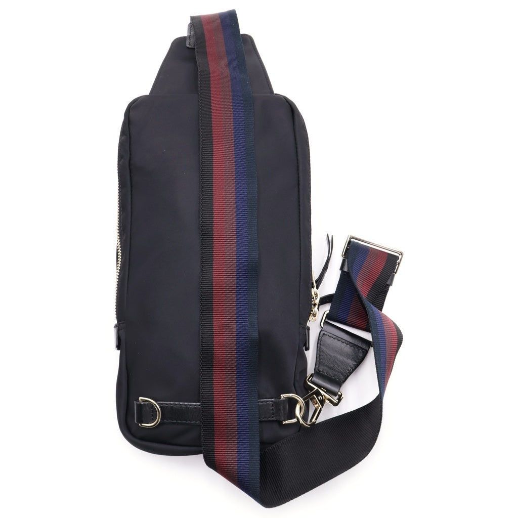 Paul Smith(ポールスミス) レザーロゴパッチ ナイロンウェイビングボディバッグ ブラック