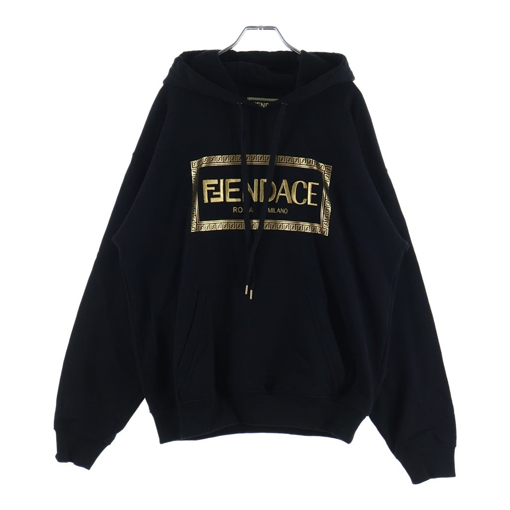 FENDI(フェンディ) ×VERSACE フロントFENDACE ロゴプリント プルオーバースウェットフーディー ブラック/ゴールド 12CPF-22-103