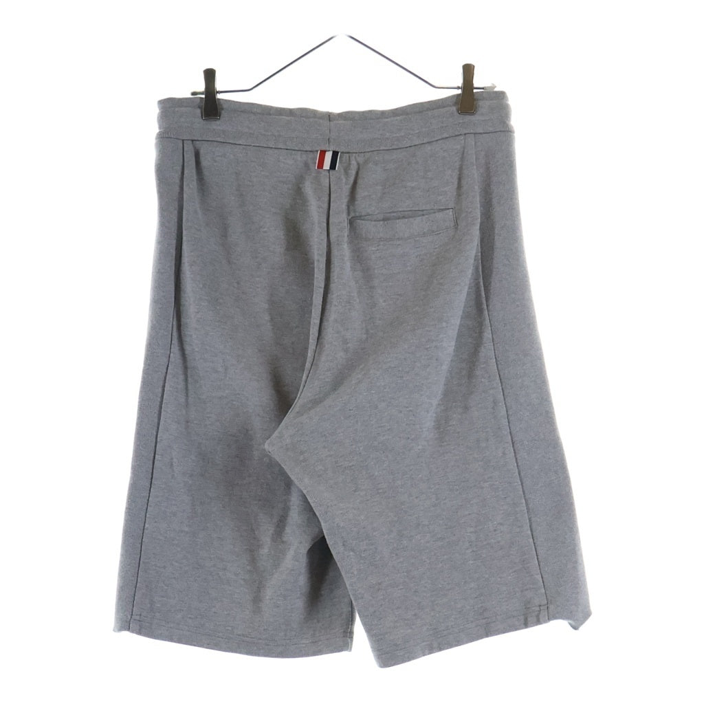 THOM BROWNE(トムブラウン) サイドベントハーフスウェットパンツ ショーツ グレー MJQ093A-03034055