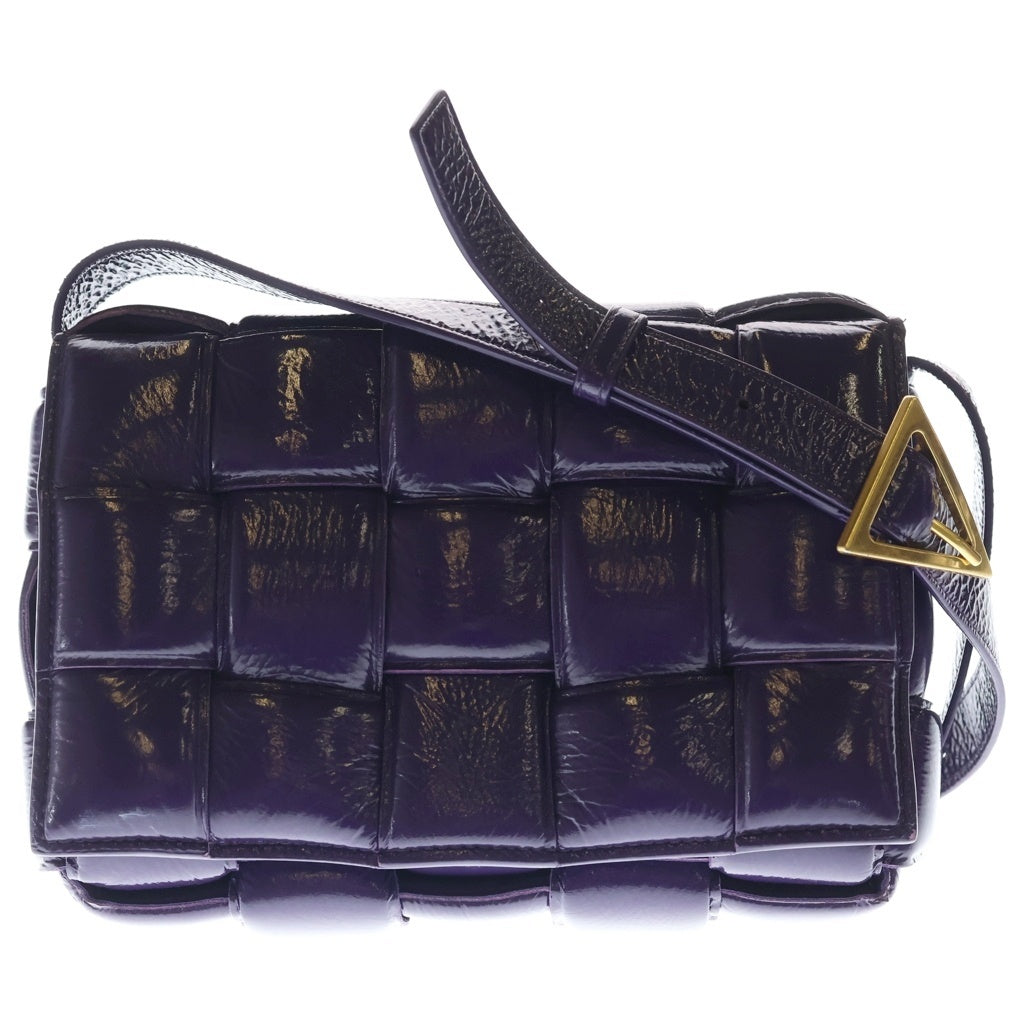BOTTEGA VENETA(ボッテガヴェネタ) PADDED CASSETTE SHOLDER BAG パデット カセット マキシ イントレチャート ショルダーバッグ パープル 591970 レディース
