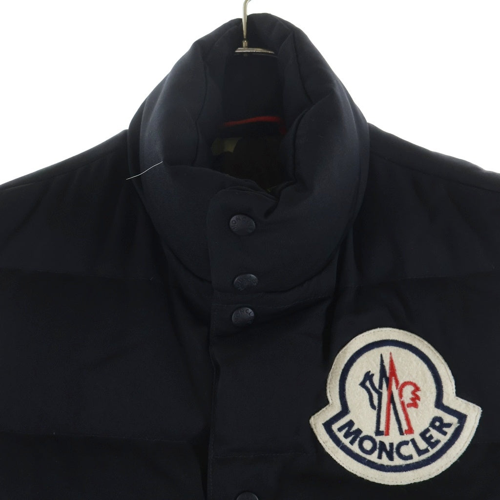 MONCLER(モンクレール) 06AW × JUNYA WATANABE COMME des GARCONS DOWN VEST WR-J105 ジュンヤワタナベコムデギャルソン 裏地カモ柄 フロントワッペンロゴ刺繍 ジップアップ ダウンベスト ブラック