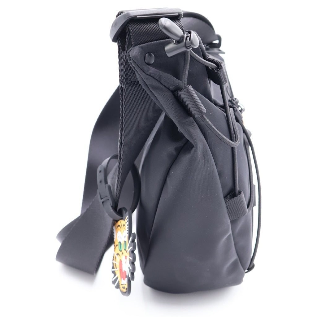 Onitsuka Tiger(オニツカタイガー) SMALL MESSENGER BAG スモール メッセンジャーバッグ ブラック 3183B104