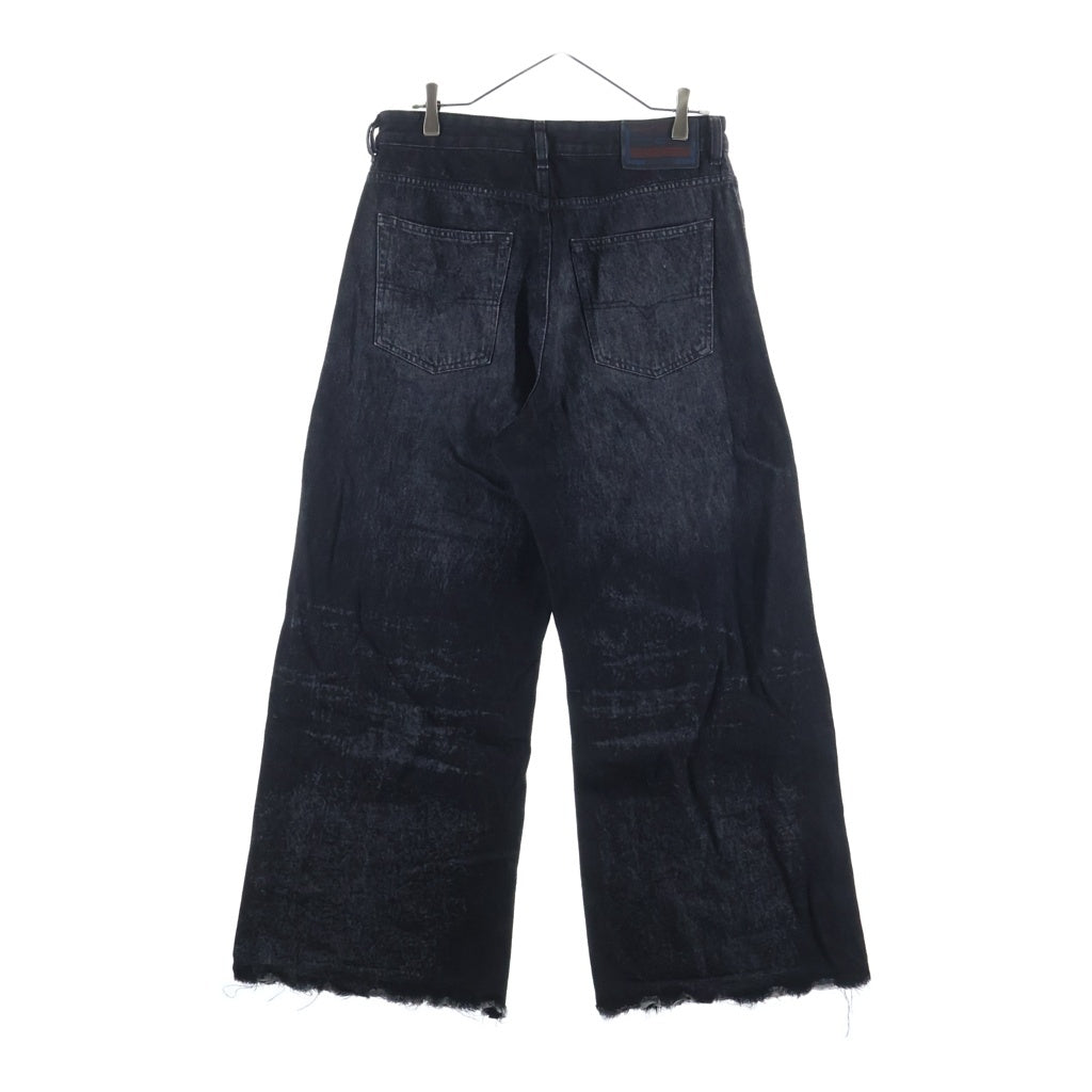 DIESEL(ディーゼル) 26SS 1996 D-Sire-Fsh Jeans A21497 裾カットオフデザイン ワイドデニムパンツ ジーンズ ブラック
