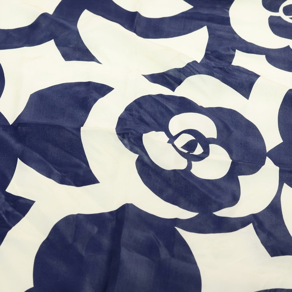CHANEL(シャネル) カメリア 総柄 大判 シルクスカーフ ピンク レディース
