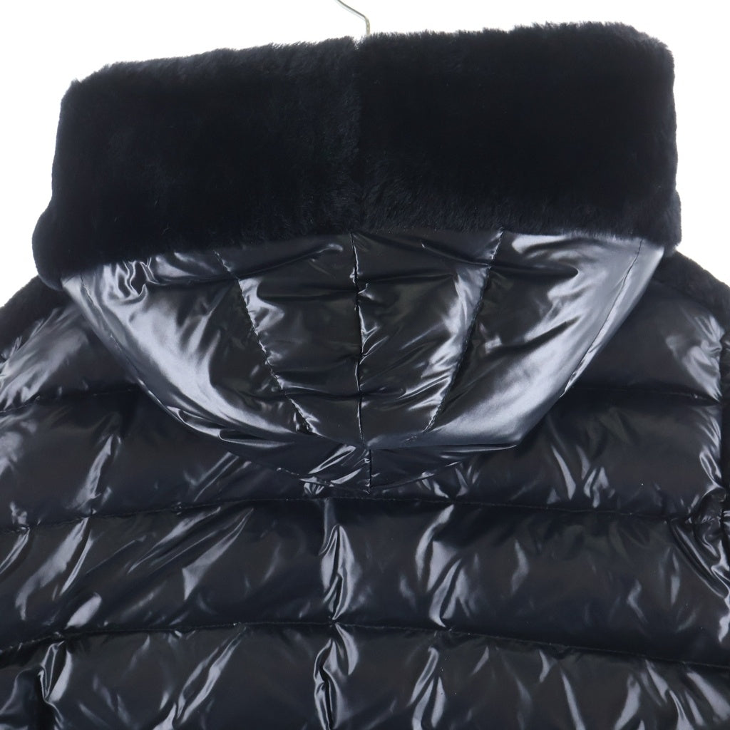 1 PIU 1 UGUALE 3(ウノピゥウノウグァーレトレ) EMMETI HOODED COAT ムートン ファー ダウンジャケット ブラック MRC042