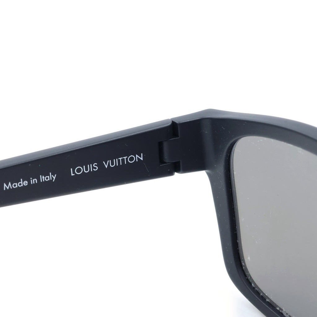 LOUIS VUITTON(ルイヴィトン) アメリカズカップ限定 レガッタ プライアント 折りたたみ式 ウェリントン ブルーカラーレンズ サングラス アイウェア 眼鏡 ブラック/ブルー Z0827E