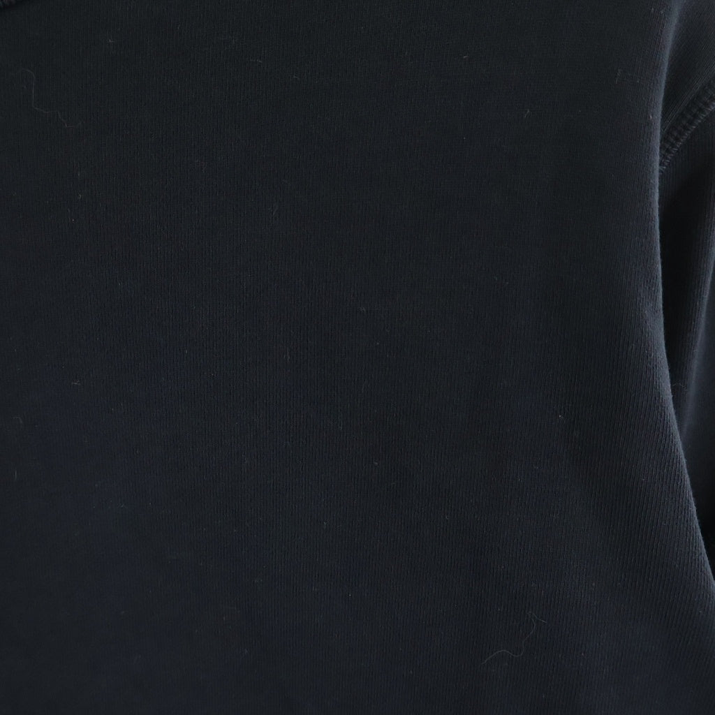 STONE ISLAND(ストーンアイランド) COTTON FLEECE アームポケット コットンクルーネック長袖スウェットトレーナー ブラック K1S156100003S0123