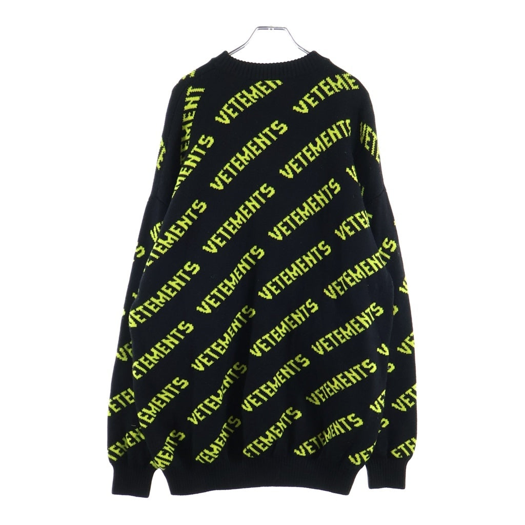 VETEMENTS(ヴェトモン) 22AW ロゴ総柄 ジャガード クルーネック長袖ニット セーター ブラック UA53KN300Y