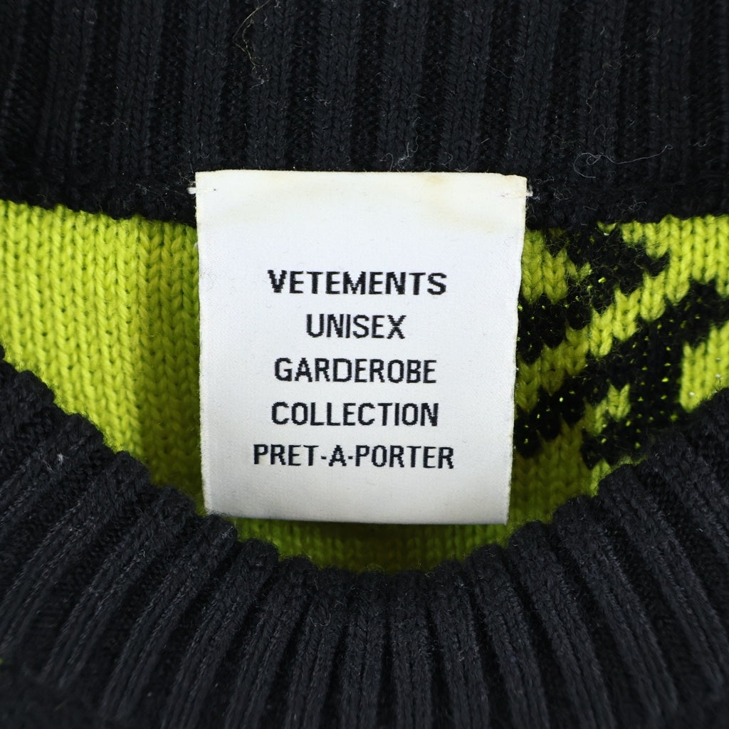 VETEMENTS(ヴェトモン) 22AW ロゴ総柄 ジャガード クルーネック長袖ニット セーター ブラック UA53KN300Y