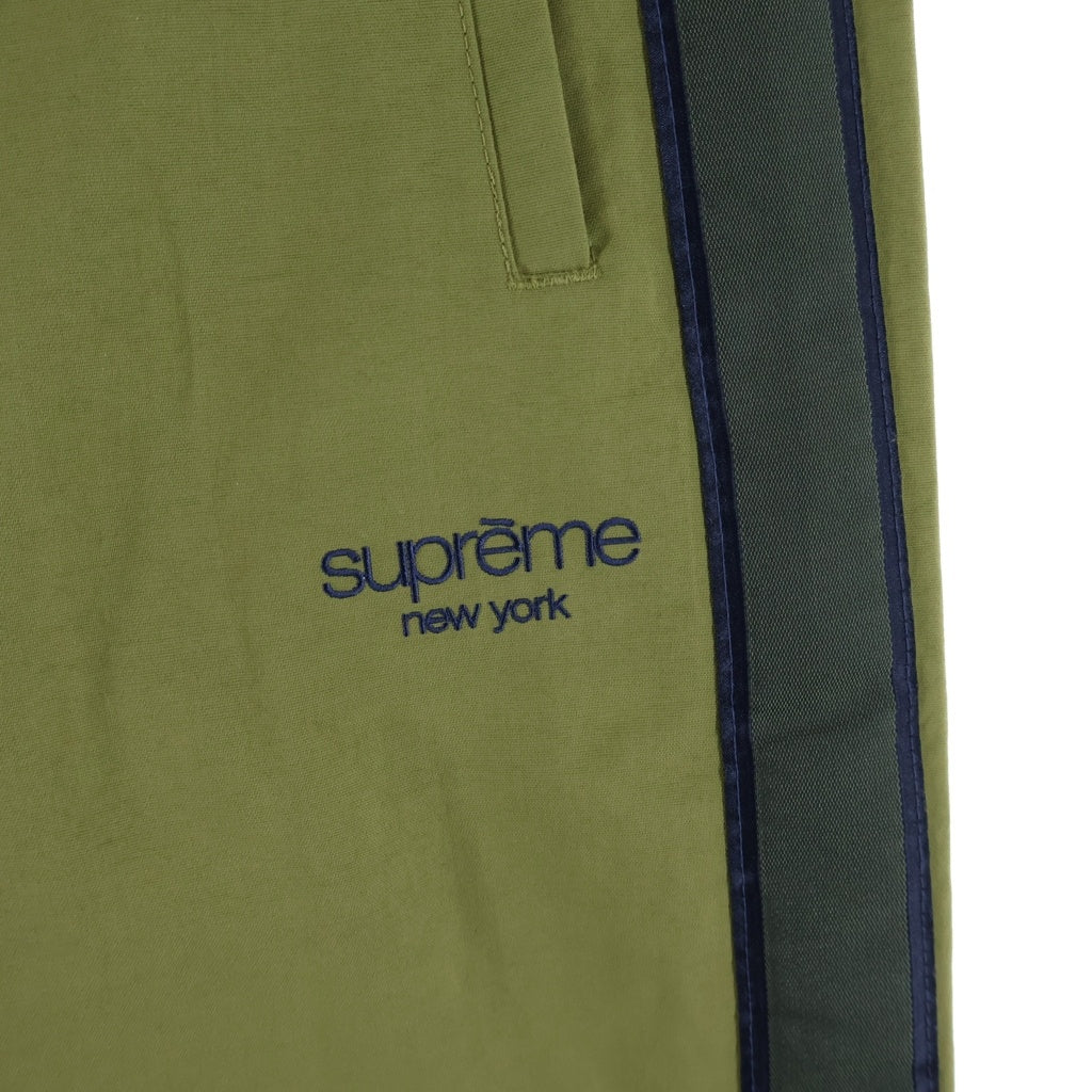SUPREME(シュプリーム) 25SS GORE-TEX Stripe Pant ロゴ 刺繍 ナイロン ライン パンツ カーキ