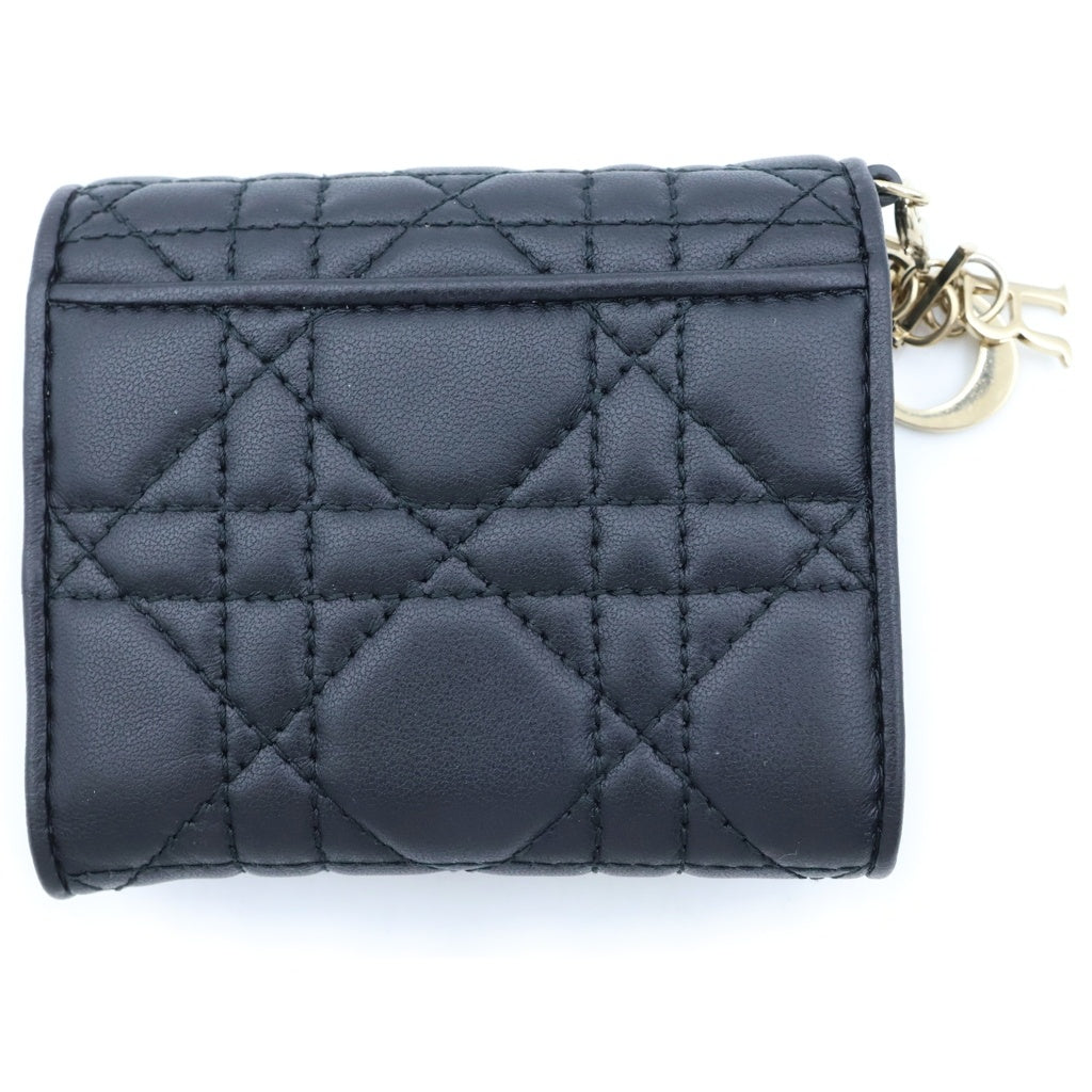 Christian Dior(クリスチャンディオール) Cannage Lotus Wallet カナージュ ロータスウォレット ラムスキン 三つ折り財布 コンパクトウォレット コインケース ブラック レディース