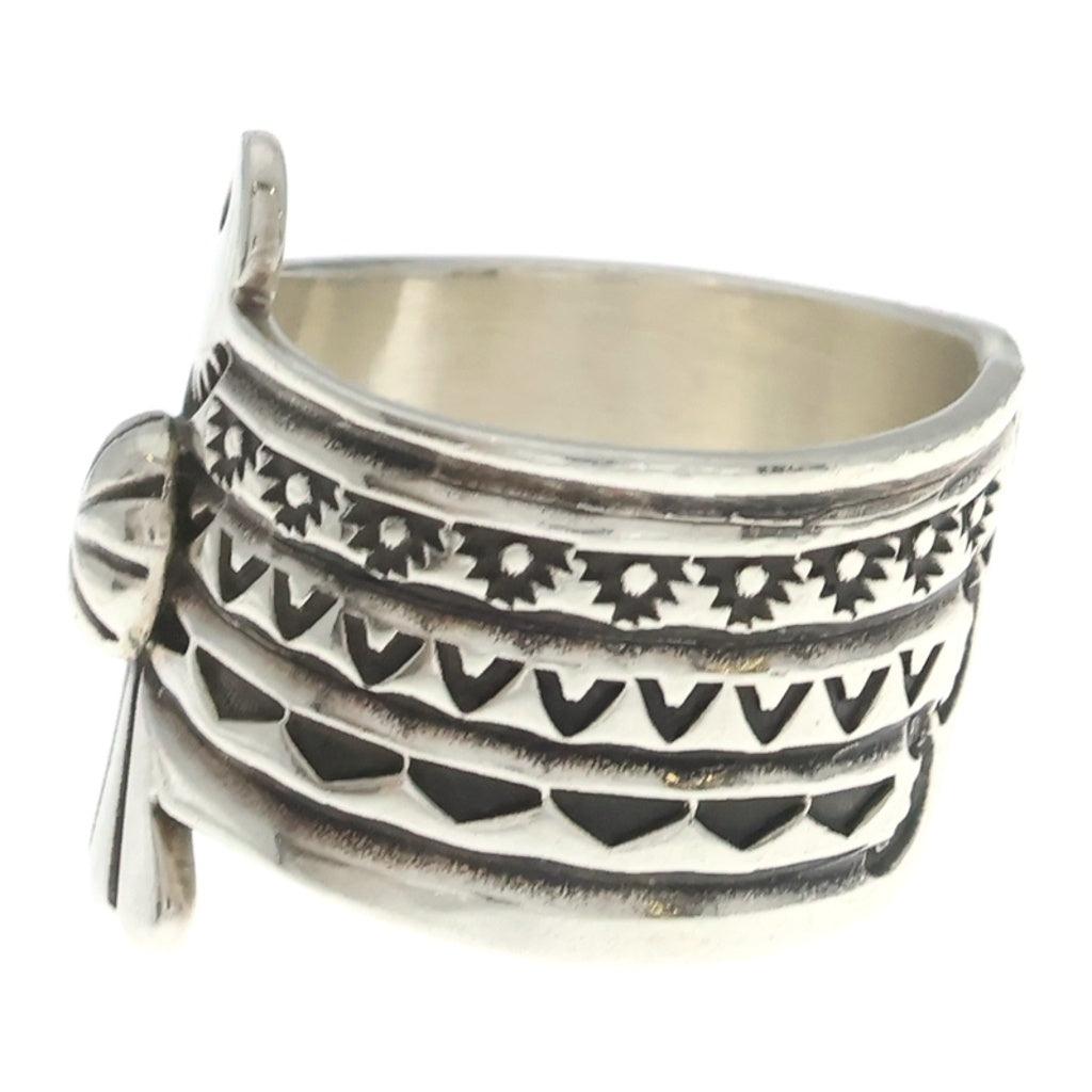 INDIAN JEWELRY(インディアンジュエリー) NAVAJO Darrell Cadman STERLING製 ナバホ族 ダレル キャドマン スターリング サンダーバードリング 指輪 シルバー