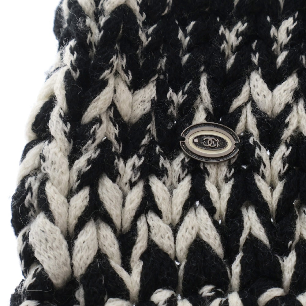 CHANEL(シャネル) 07A ココマークメタルロゴ付きニットマフラー グレー P31781K00552