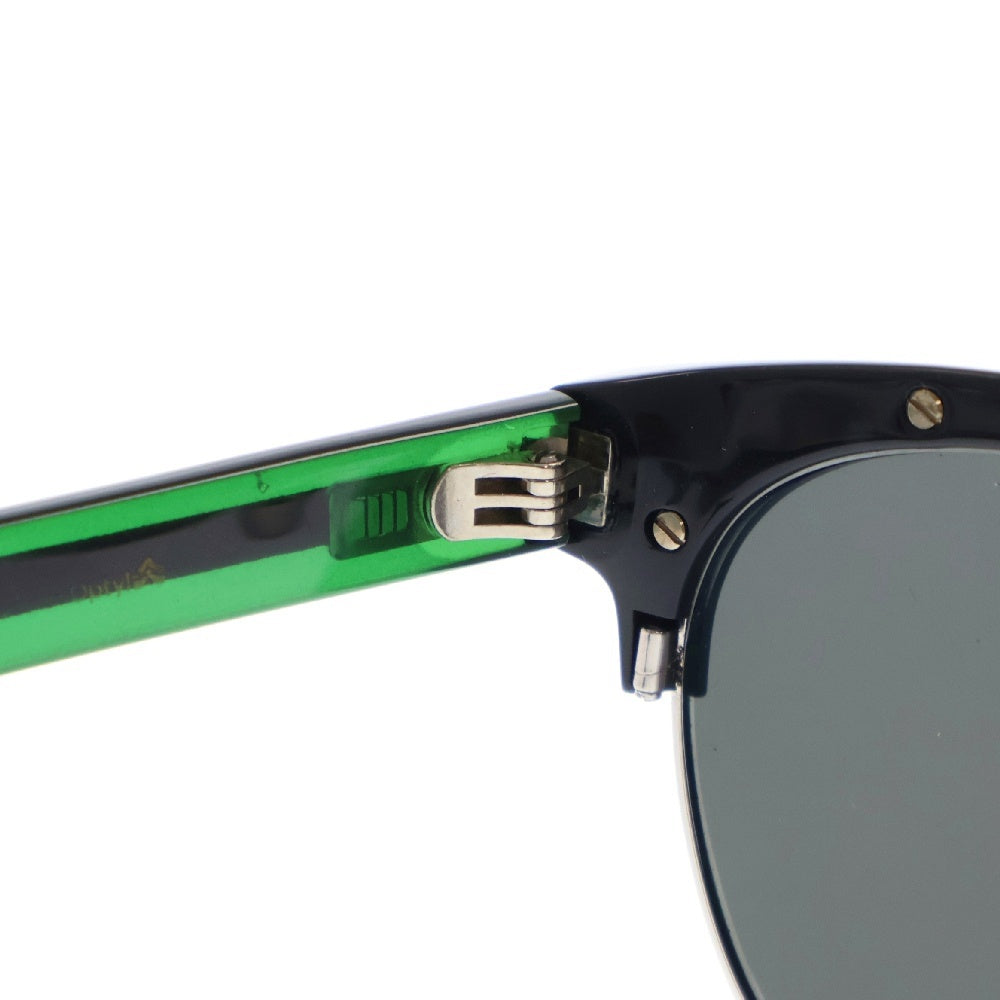 GUCCI(グッチ) ウェリントン サイドロゴ入り ブラックレンズ サングラス ブラック/レッド/グリーン GG0058SK ※度入り