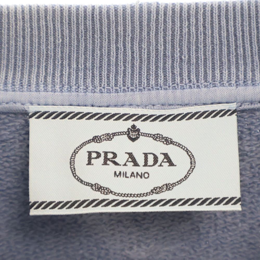 PRADA(プラダ) 25SS VINTAGE EFFECT BLUE SWEATSHIRT カレッジロゴプリント クルーネック 長袖スウェット ブルー レディース 134714