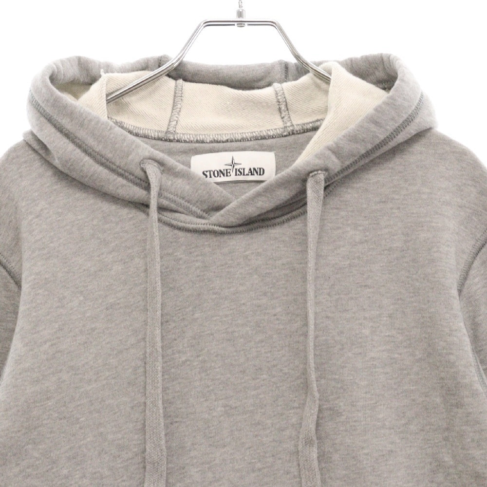STONE ISLAND(ストーンアイランド) ロゴワッペン付き プルオーバー パーカー グレー 721564151