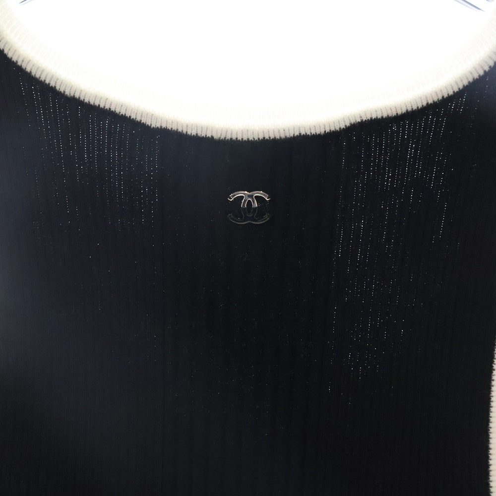 CHANEL(シャネル) 25SS ココマークパンチング バックロゴモチーフ金具付き リブタンクトップ レディース ブラック/ホワイト P78636K