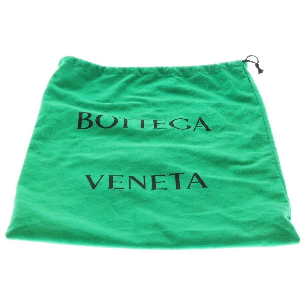 BOTTEGA VENETA(ボッテガヴェネタ) マキシイントレチャート カセット レザー ショルダーバッグ ブラック