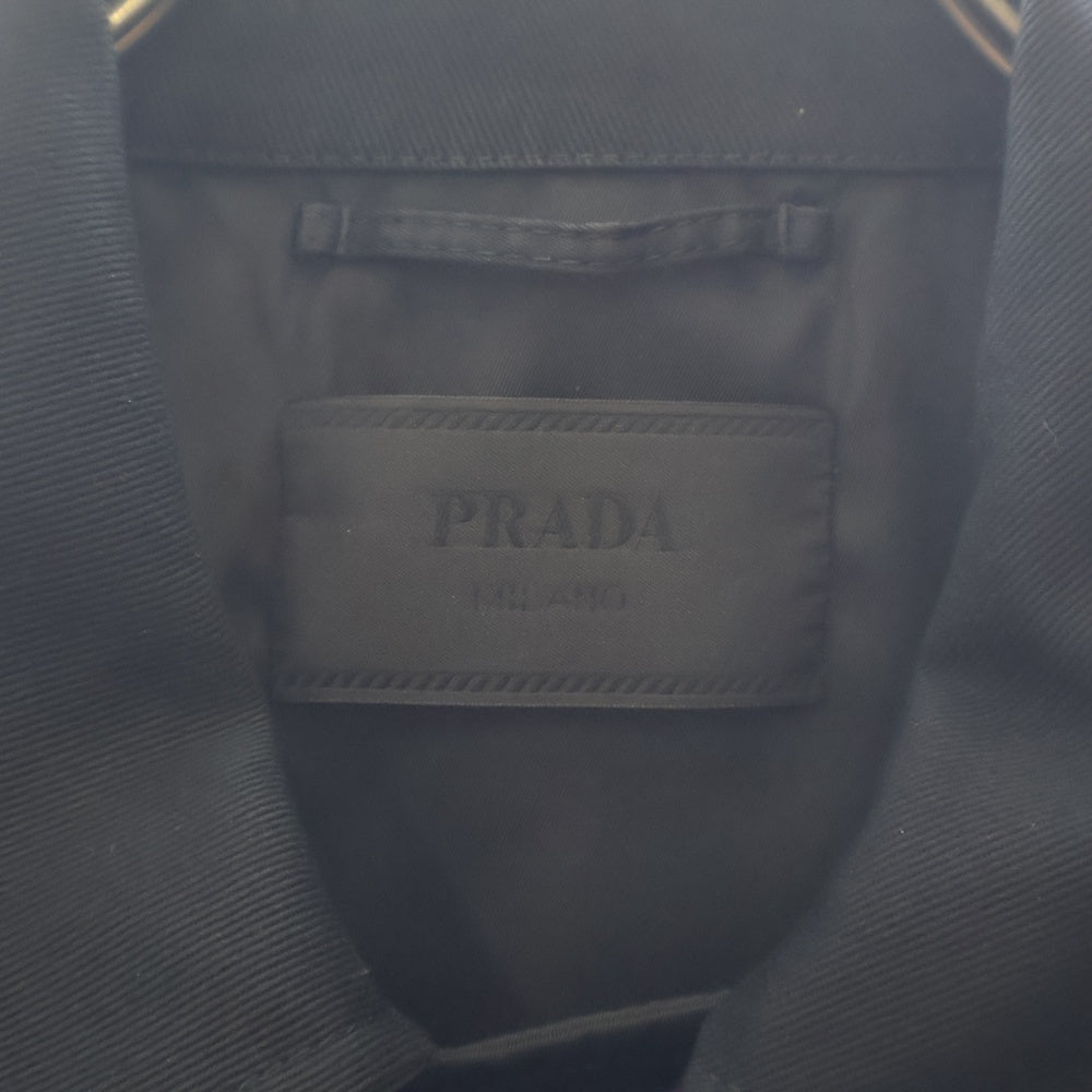 PRADA(プラダ) Re-Nylon 胸ポケット三角ロゴプレート ナイロンジャケット ブラック SGC828 S000 16HH