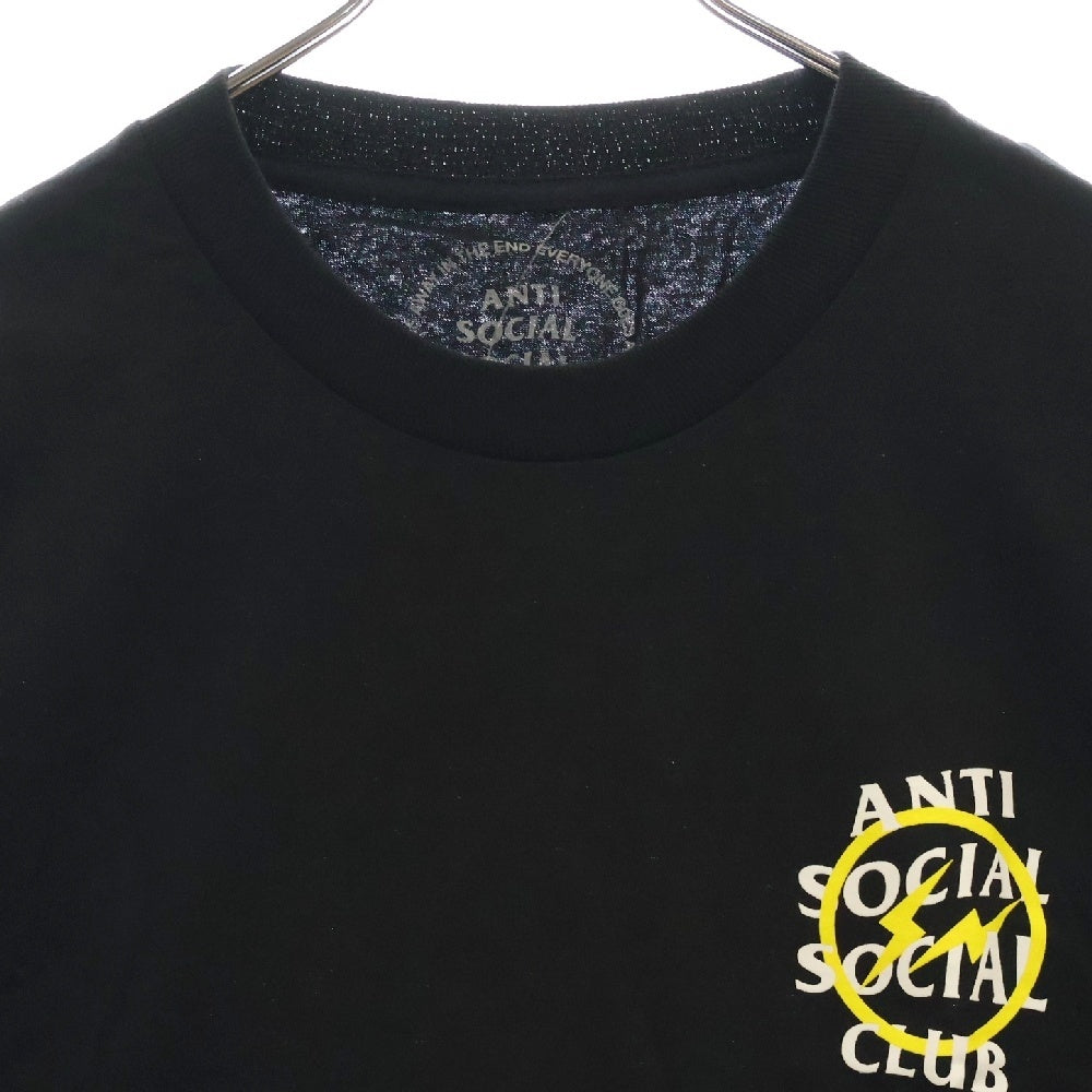 ANTI SOCIAL SOCIAL CLUB(アンチソーシャルソーシャルクラブ) ×FRAGMENT フラグメントコラボ ロゴプリント半袖Tシャツ クルーネックカットソー ブラック/イエロー
