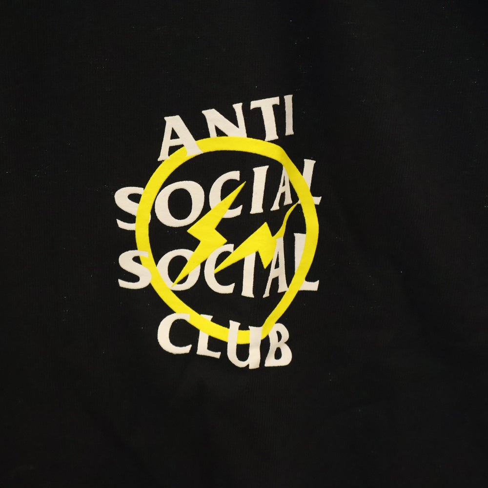 ANTI SOCIAL SOCIAL CLUB(アンチソーシャルソーシャルクラブ) ×FRAGMENT フラグメントコラボ ロゴプリント半袖Tシャツ クルーネックカットソー ブラック/イエロー