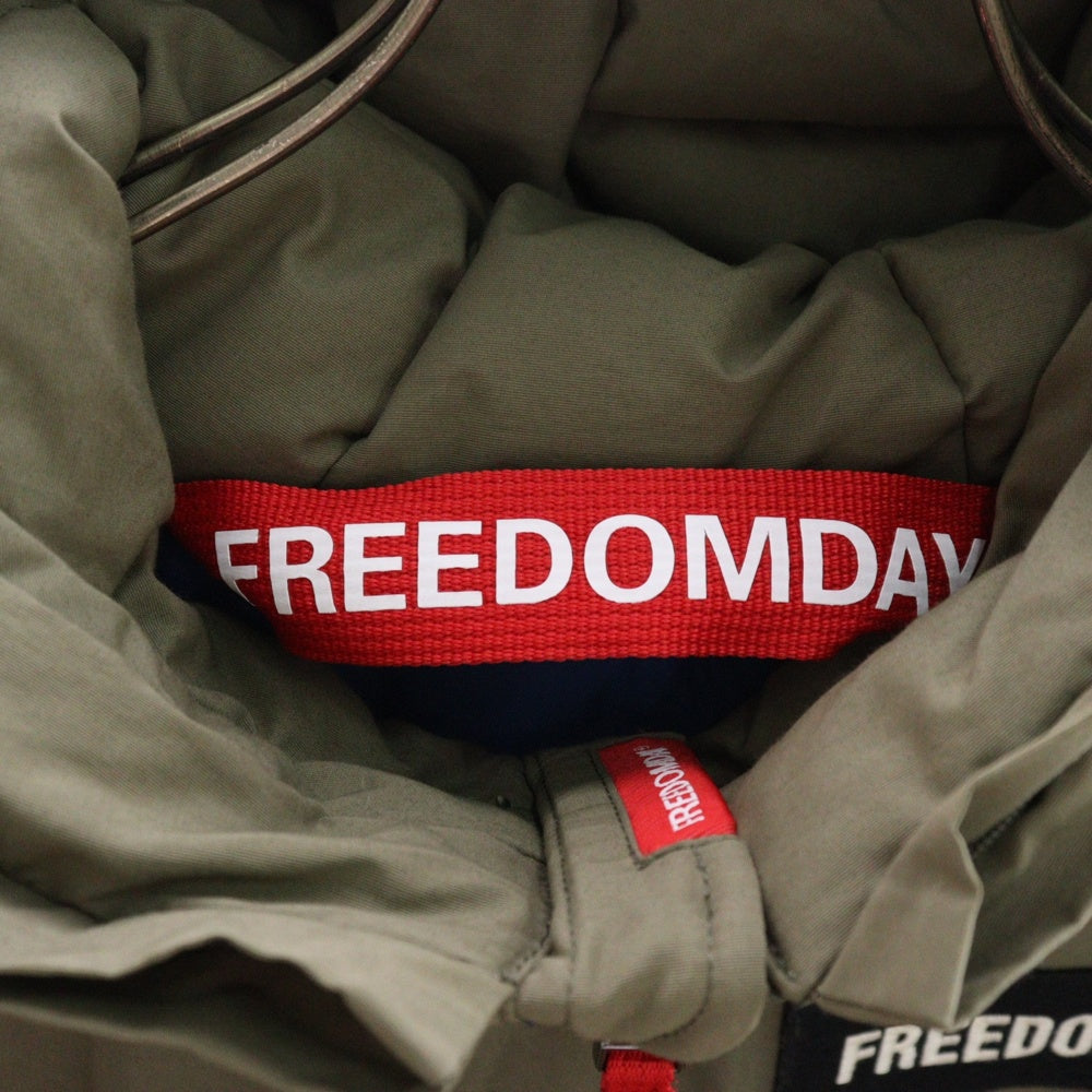 freedomday(フリーダムデイ) ワッペン付き ラクーンファー ダウンジャケット カーキ IFRM1241U600