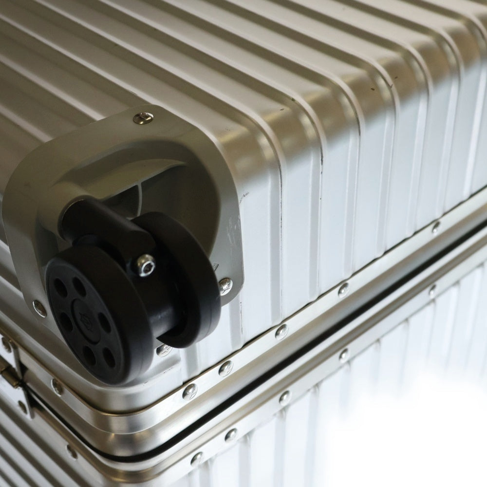 RIMOWA(リモワ) クラシックトランク キャリーケース シルバー
