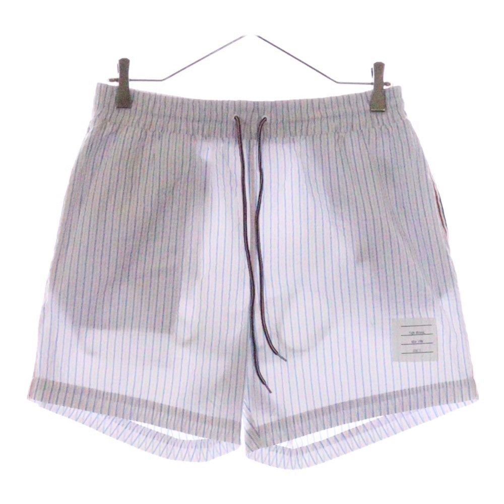 THOM BROWNE(トムブラウン) シアサッカー ストライプ柄 スイムショーツ ホワイト/ブルー MTT026A-F0009-480