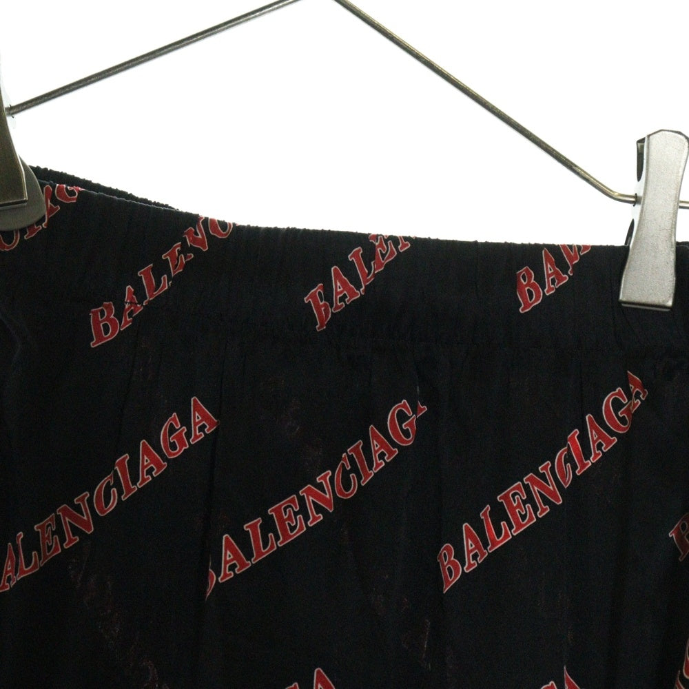 BALENCIAGA(バレンシアガ) オールオーバーロゴ フレア アシンメトリー ロングスカート ブラック/レッド 625534 TILS1 レディース