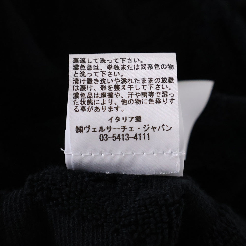 VERSACE(ヴェルサーチ) 袖メデューサ ロゴ総柄 バスローブ ガウン ブラック/イエロー ZACJ00008