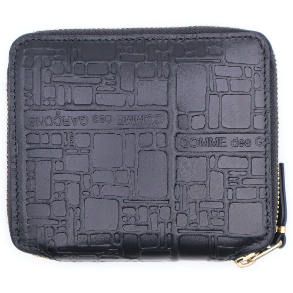 COMME des GARCONS(コムデギャルソン) EMBOSSED LOGOTYPE1 エンボスロゴ ジップ ウォレット ブラック SA2100EL