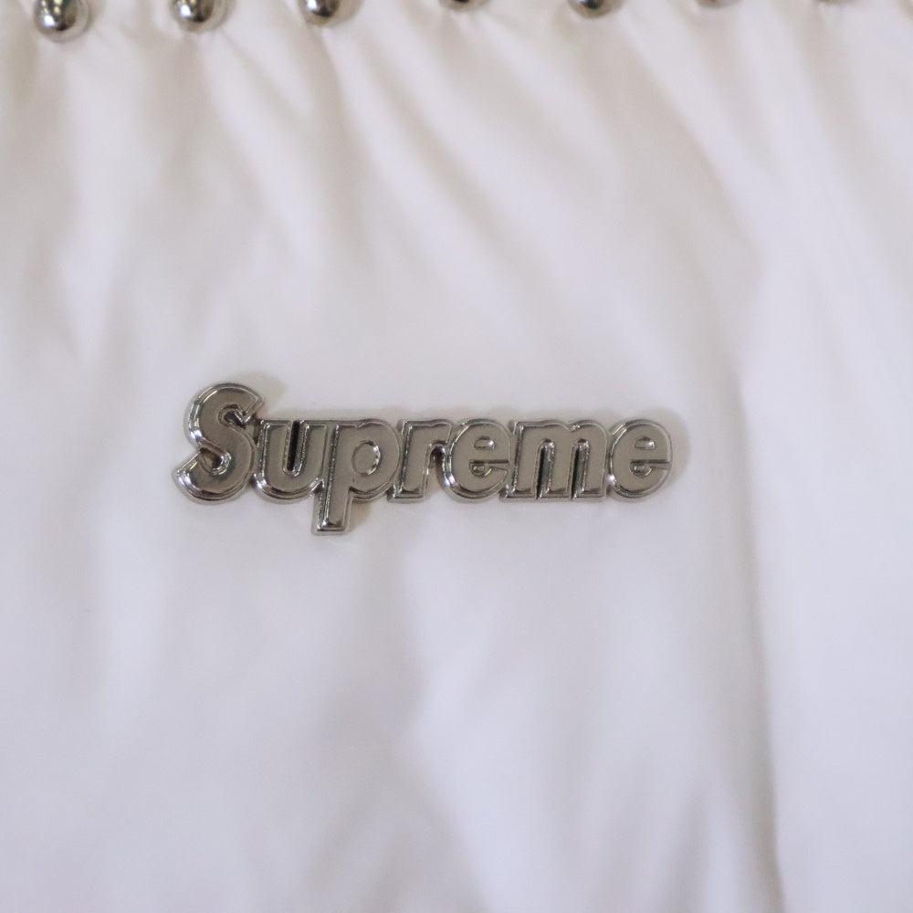 SUPREME(シュプリーム) 22SS ×B.B Simon Studded Puffer Jacket ビービーサイモン スタッズ装飾ダウンジャケット ホワイト