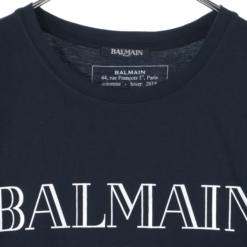 BALMAIN(バルマン) メタリックロゴプリント半袖Tシャツ クルーネックカットソー ブラック W8H8601I258