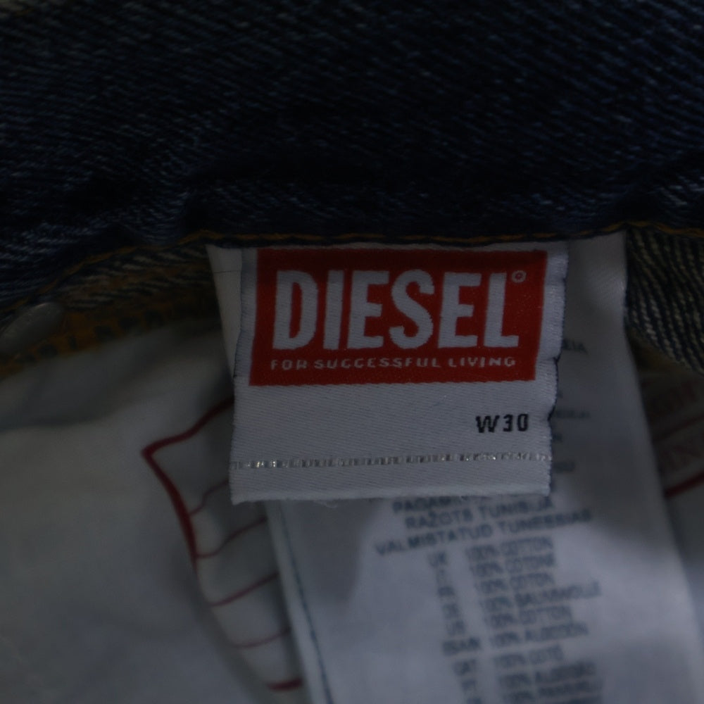 DIESEL(ディーゼル) Straight Jeans 1995 D-Sark ストレートデニムパンツ ジーンズ インディゴ A09160