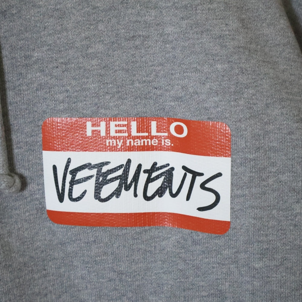 VETEMENTS(ヴェトモン) MY NAME IS VETEMENTS ZIP UP HOODIE マイネームイズヴェトモン ジップアップパーカー グレー UE52TR420G