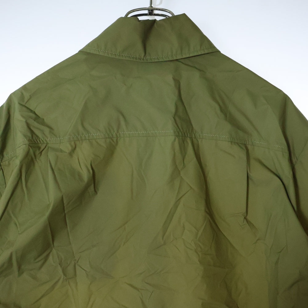 MONCLER(モンクレール) CAMICIA ロゴワッペン付 ナイロンジャケット カーキ J10912F00008 596TM