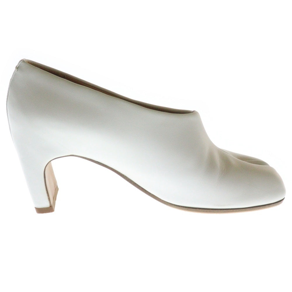 Maison Margiela 22(メゾンマルジェラ) TABI レディース スプリットトゥ レザー タビパンプス ホワイト 39WL0060