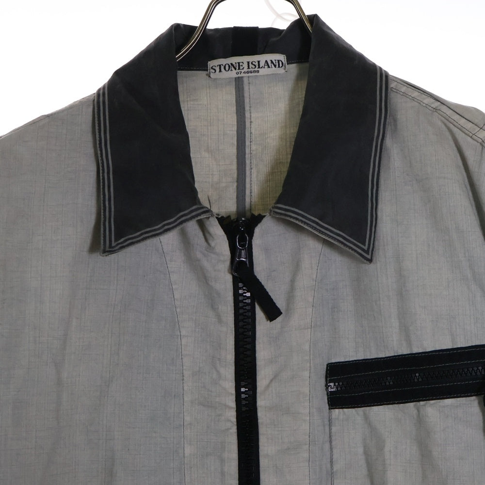 STONE ISLAND(ストーンアイランド) 襟切替 コンパスロゴ ワッペン付き ジップアップジャケット グレー 44154139