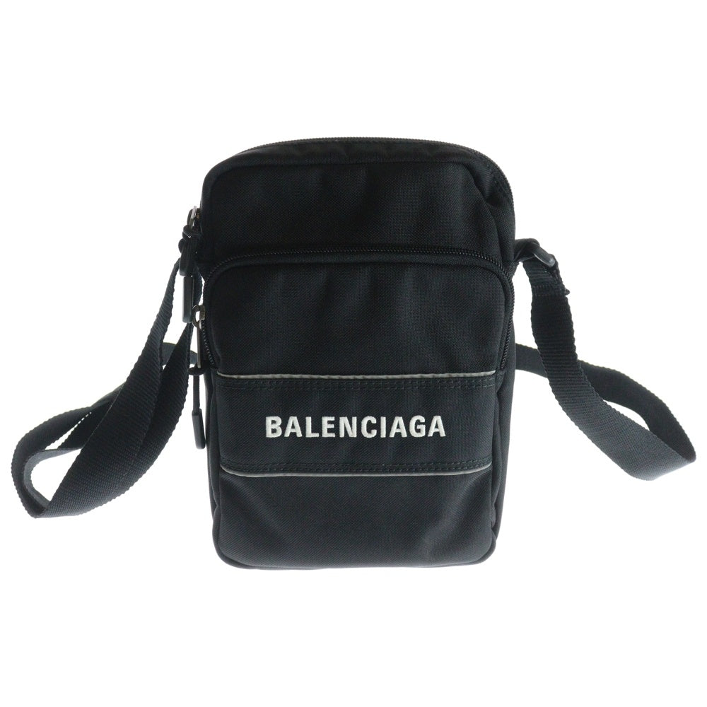 BALENCIAGA(バレンシアガ) ショルダーバッグ クロスボディバッグ メッセンジャーバッグ フロントロゴ ブラック