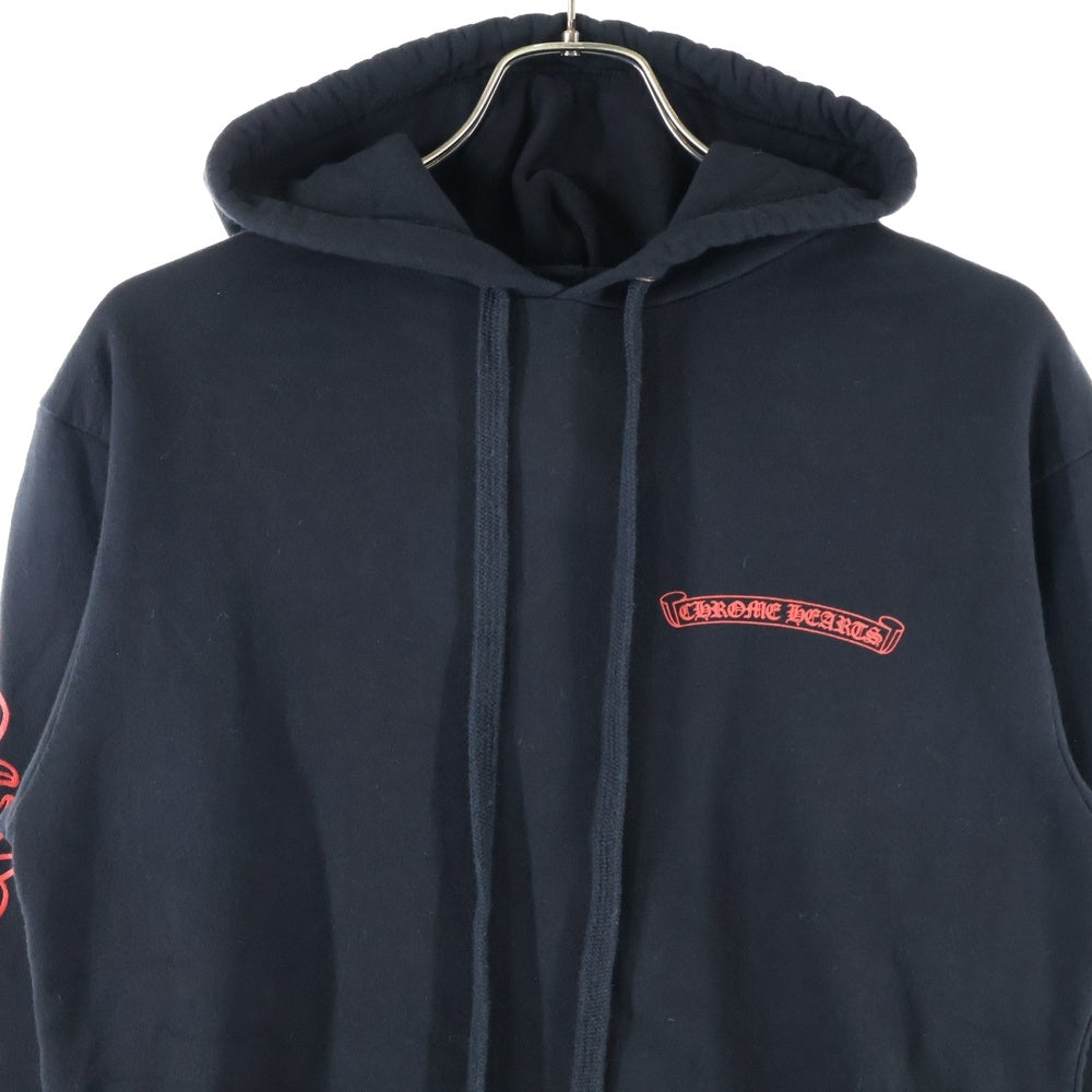 CHROME HEARTS(クロムハーツ) HORSESHOE PULLOVER HOODIE バックホースシューブラックプリント 袖フローラルクロスレッドプリント プルオーバーパーカー