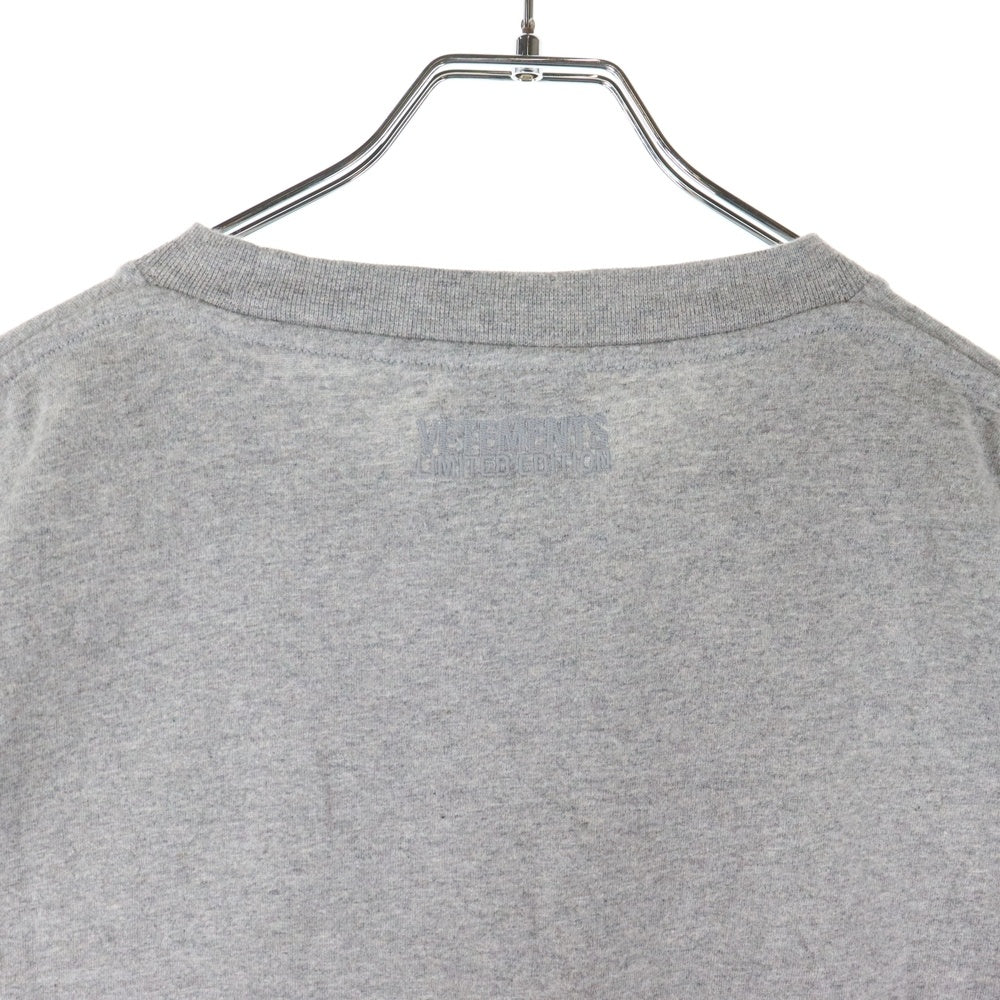 VETEMENTS(ヴェトモン) 20AW Motorhead フロント ロゴ プリント 半袖Tシャツ モータヘッド グレー UAH21TR667