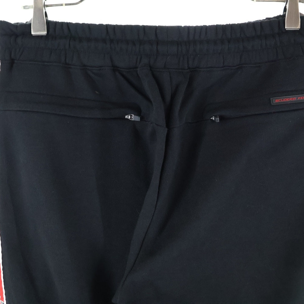 Ferrari(フェラーリ) ロゴラバーワッペン付き ライン スウェットパンツ ブラック