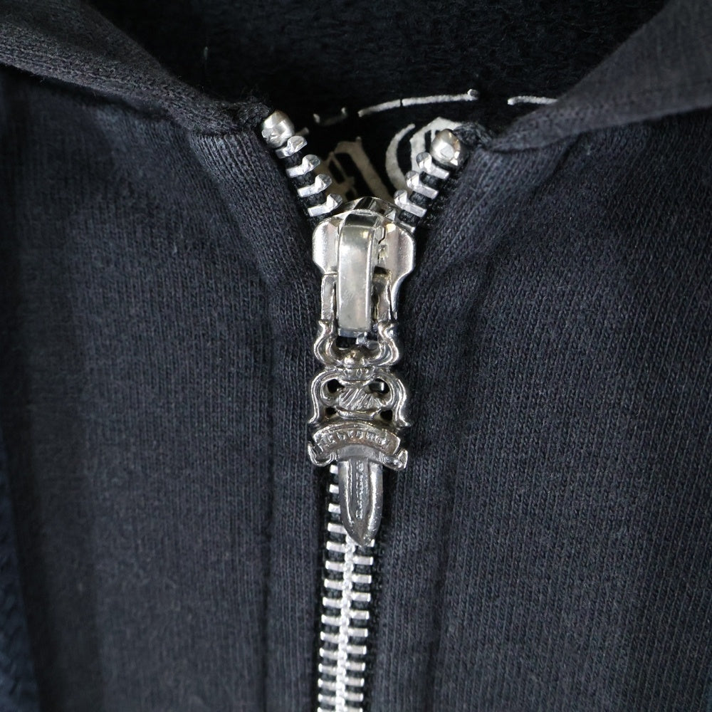CHROME HEARTS(クロムハーツ) CH PLUS バックCHプラスプリント ダガージップ パーカー ブラック