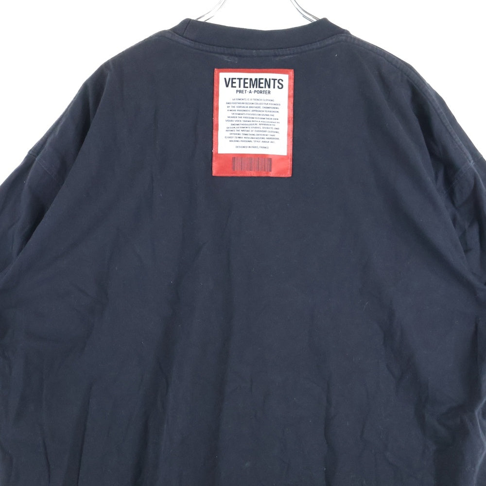 VETEMENTS(ヴェトモン) LOGO PATCH T-SHIRT ロゴ パッチ プリント Tシャツ 半袖 クルーネック オーバーサイズ UE51TR540B ブラック
