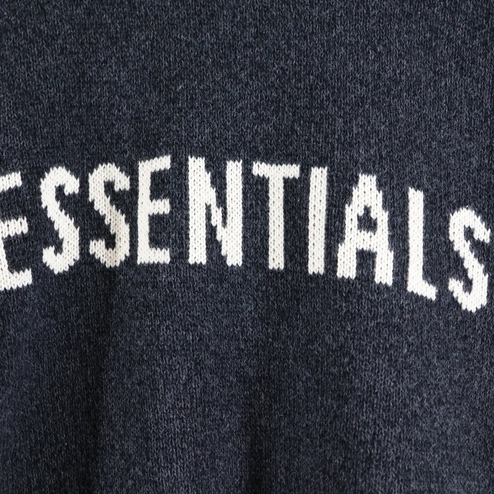 ESSENTIALS FEAR OF GOD(エッセンシャル フィアオブゴッド) ロゴ クルーネック セーター ニット グレー