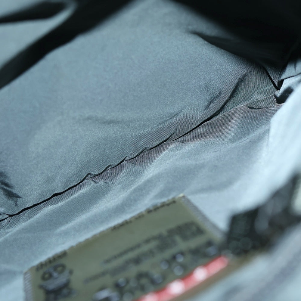 PRADA(プラダ) ラバーロゴ スポーツ ショルダーバッグ グレー