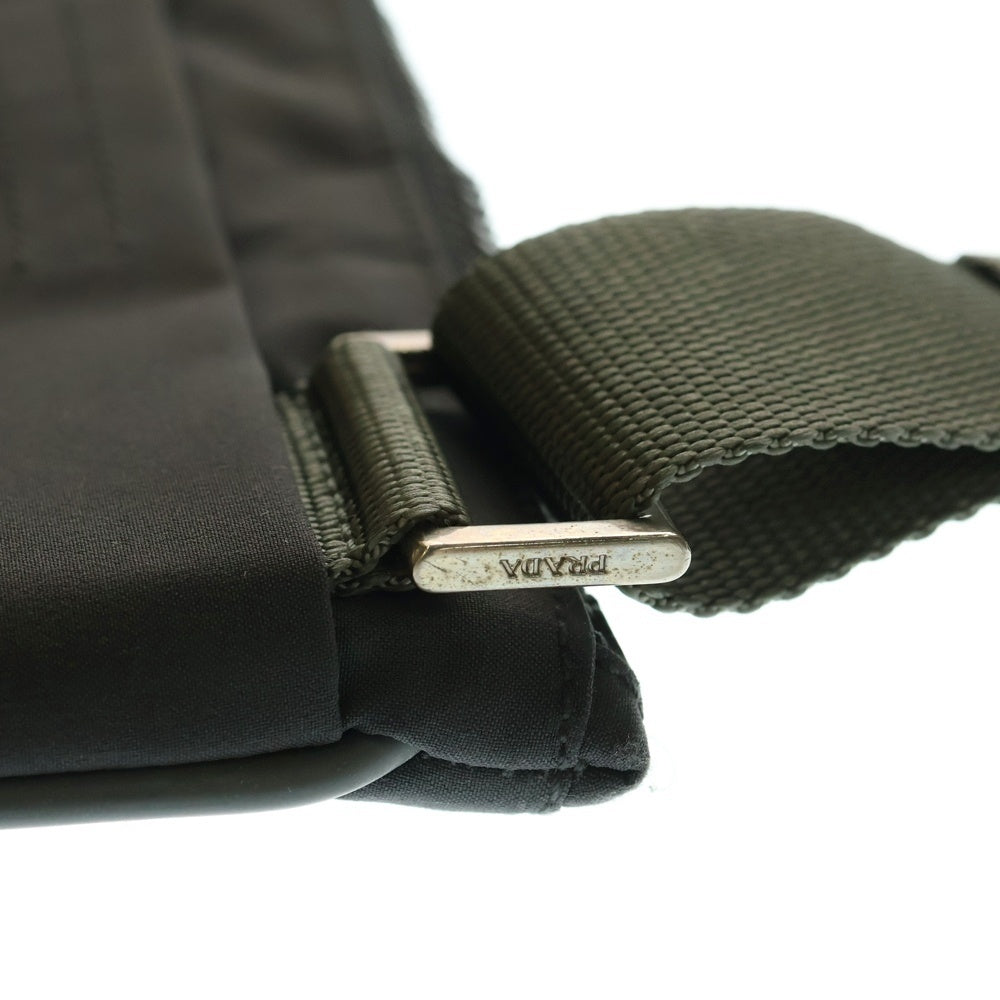 PRADA(プラダ) ラバーロゴ スポーツ ショルダーバッグ グレー