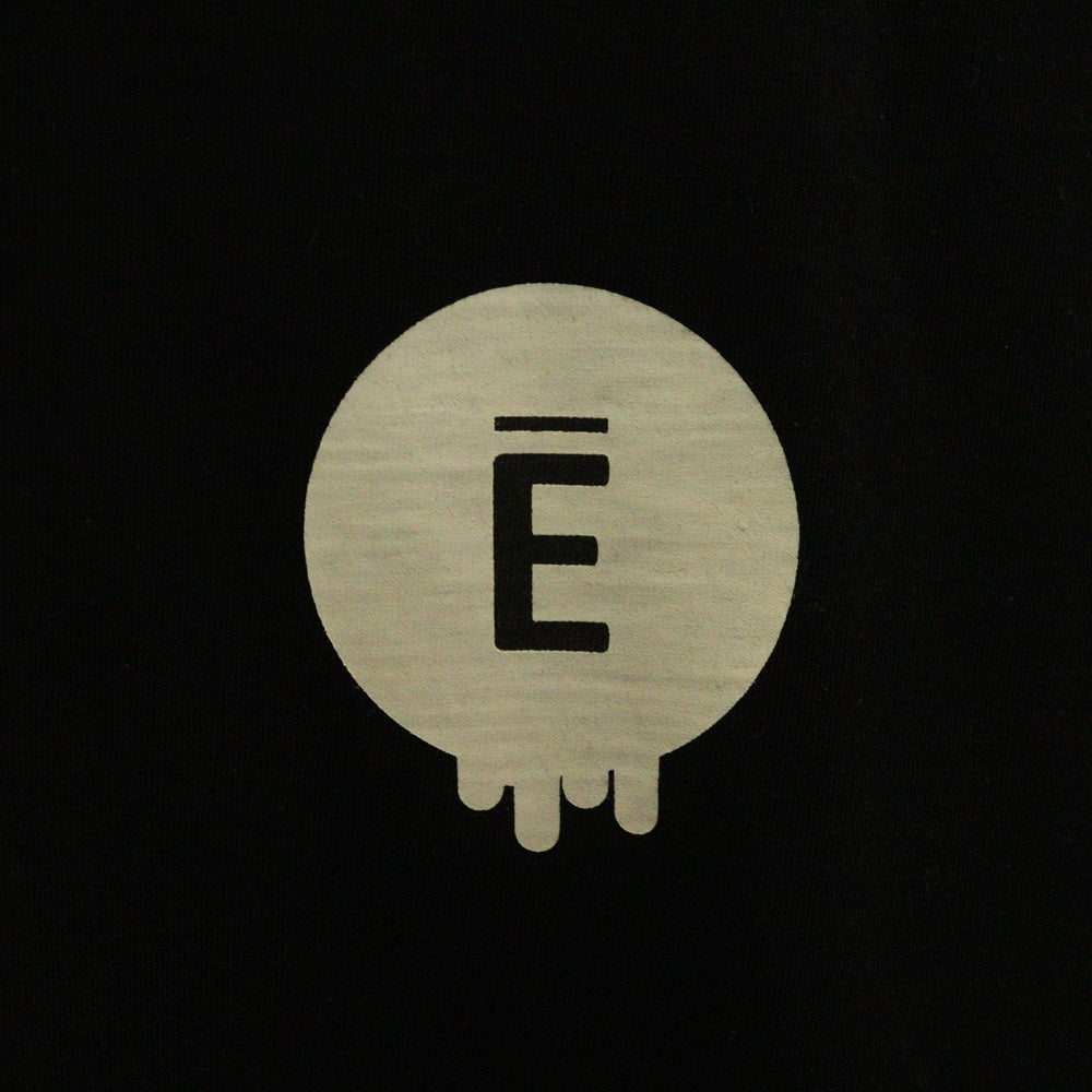 The Ennoy Professional(エンノイプロフェッショナル) 25SS CIRCLE E DRIP T-SHIRT TEE サークルE ドリップロゴ クルーネックTシャツ 半袖カットソー ブラック SS25BRENCT03AM