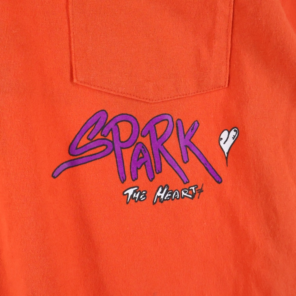 CHROME HEARTS(クロムハーツ) 23SS MATTY BOY Sadistic Lipstick マッティボーイ プリント クルーネック 長袖 Tシャツ オレンジ