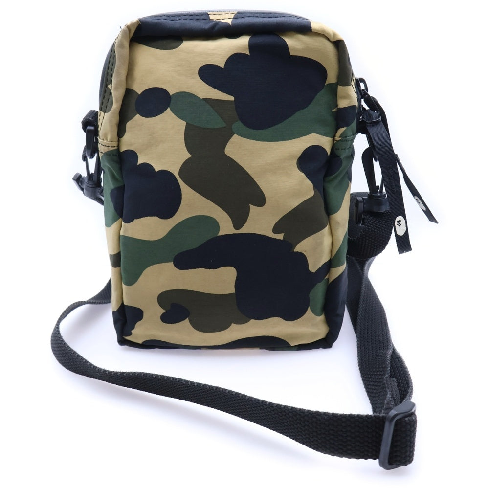 A BATHING APE(アベイシングエイプ) ファーストカモ ナイロン ショルダーバッグ マルチカラー
